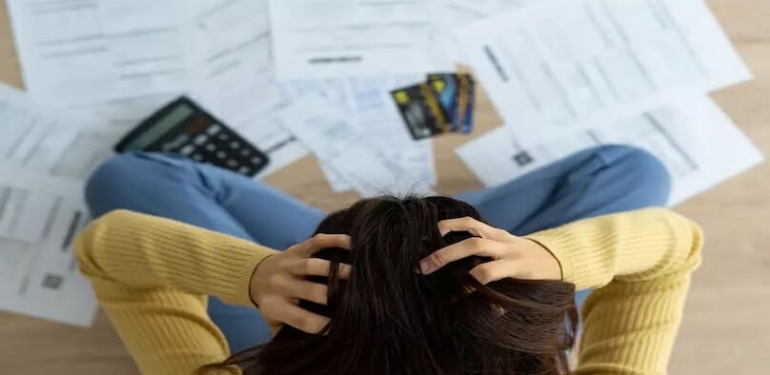 Borç Azalırken Kredi Artıyor