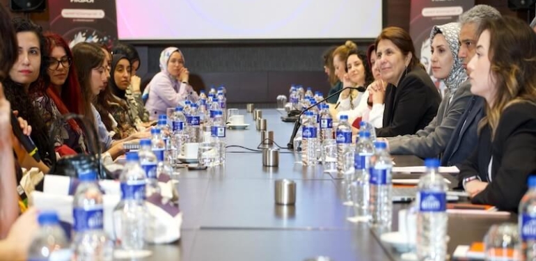 Girişimci Kadınlar 1 Milyon TL Ödüllü Yarışmada Projelerini Sunacak!