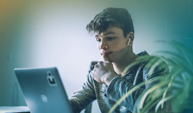 Z Kuşağının Siber Güvenlik Karnesi Zayıf