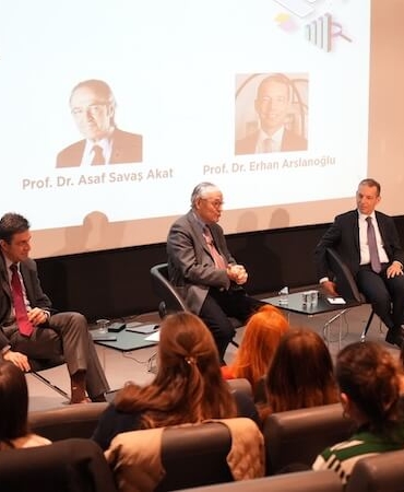 2026 Türkiye Ekonomisi Yol Ayrımında